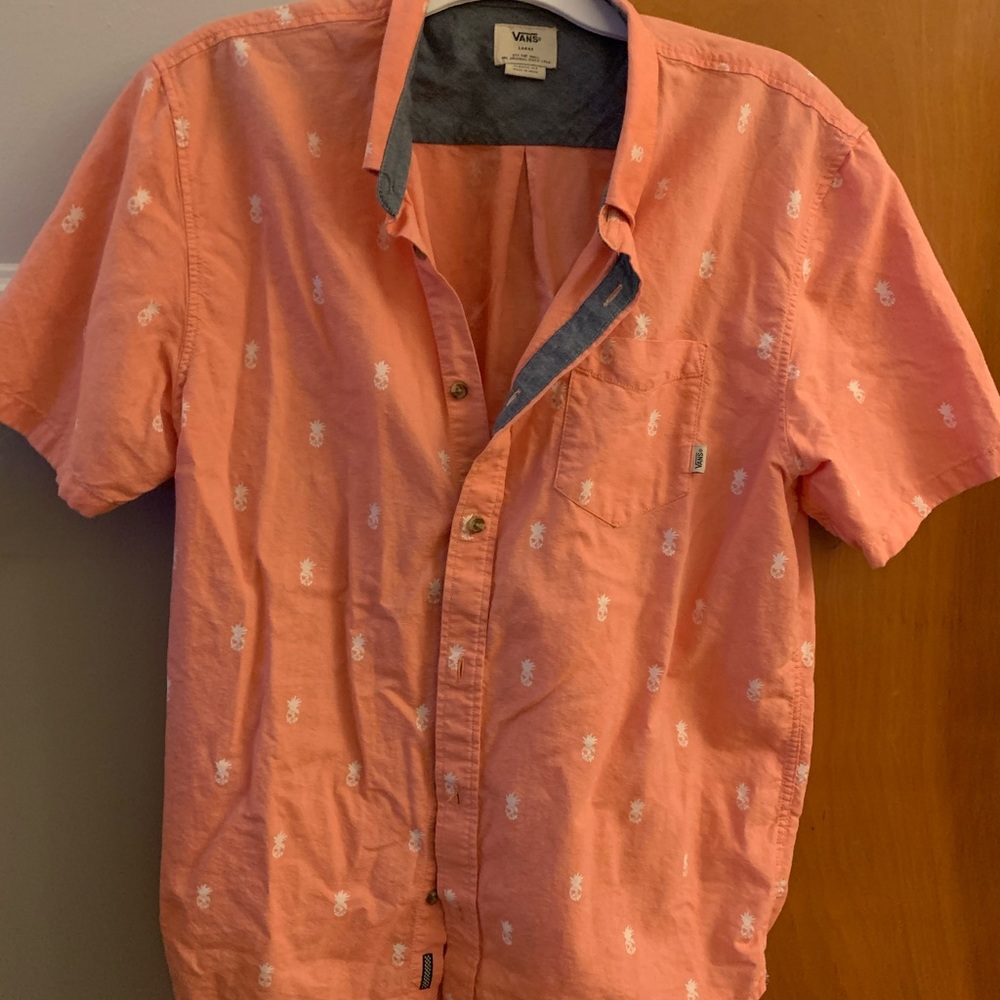 Men’s Vans shirt